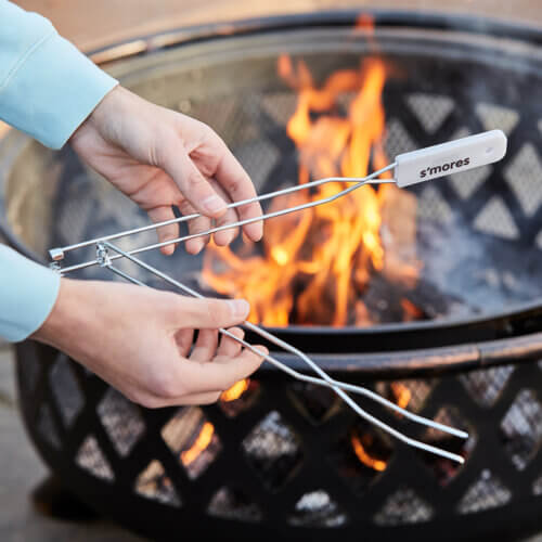 HERSHEY’S Foldable Roasting Fork with Finger-Grip Glow-in-the-Dark Handle